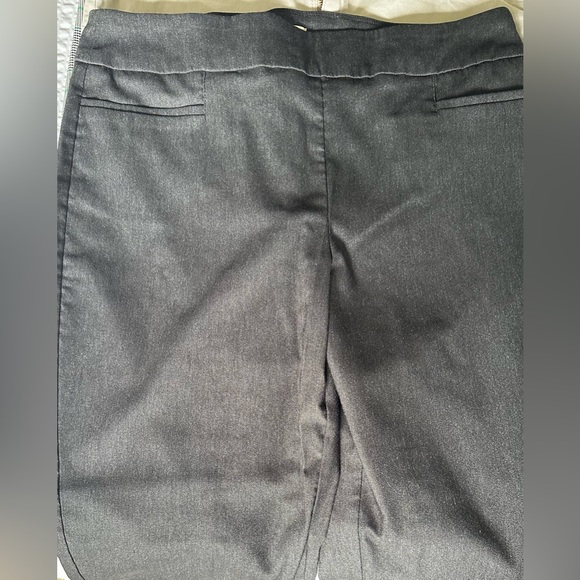 📦 4/$20 bundle Cato, Charter Club, Apt. 9 Capris✨ details on each item included - Picture 6 of 7